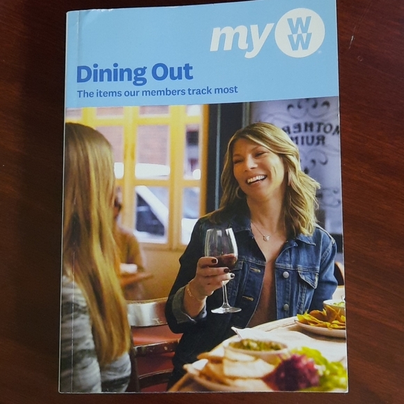 Weight Watchers Other - Weight  Watcher 2 Books in 1 Guide